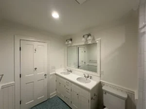 Interior Painting Bathroom BVL Painting & Carpentry