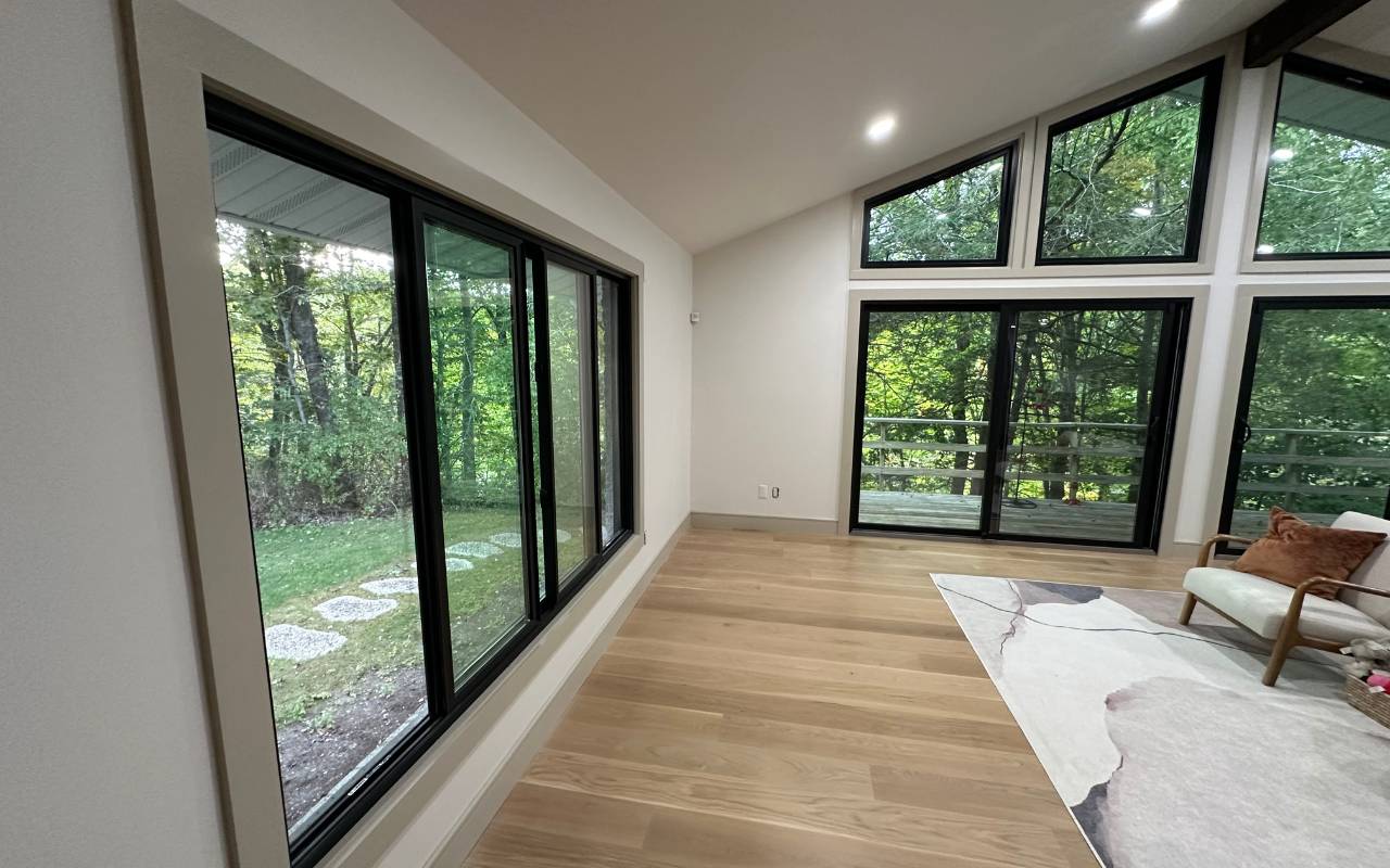 Sustainable materials in home carpentry finishes