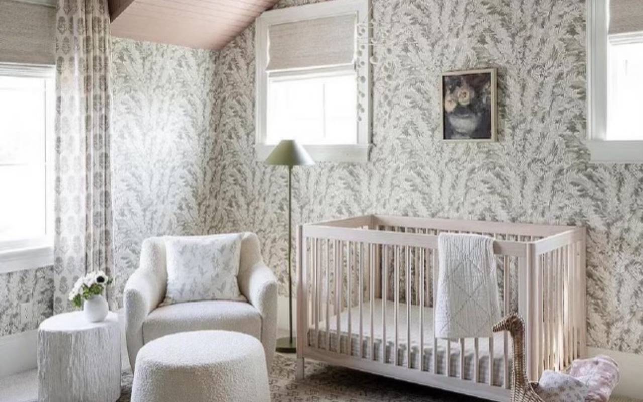 Cozy living room in Westchester featuring Winter Wallpaper Ideas for Westchester in soft grey and cream tones.