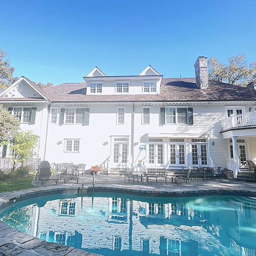 Connecticut coastal home with durable exterior paint for harsh seaside weather