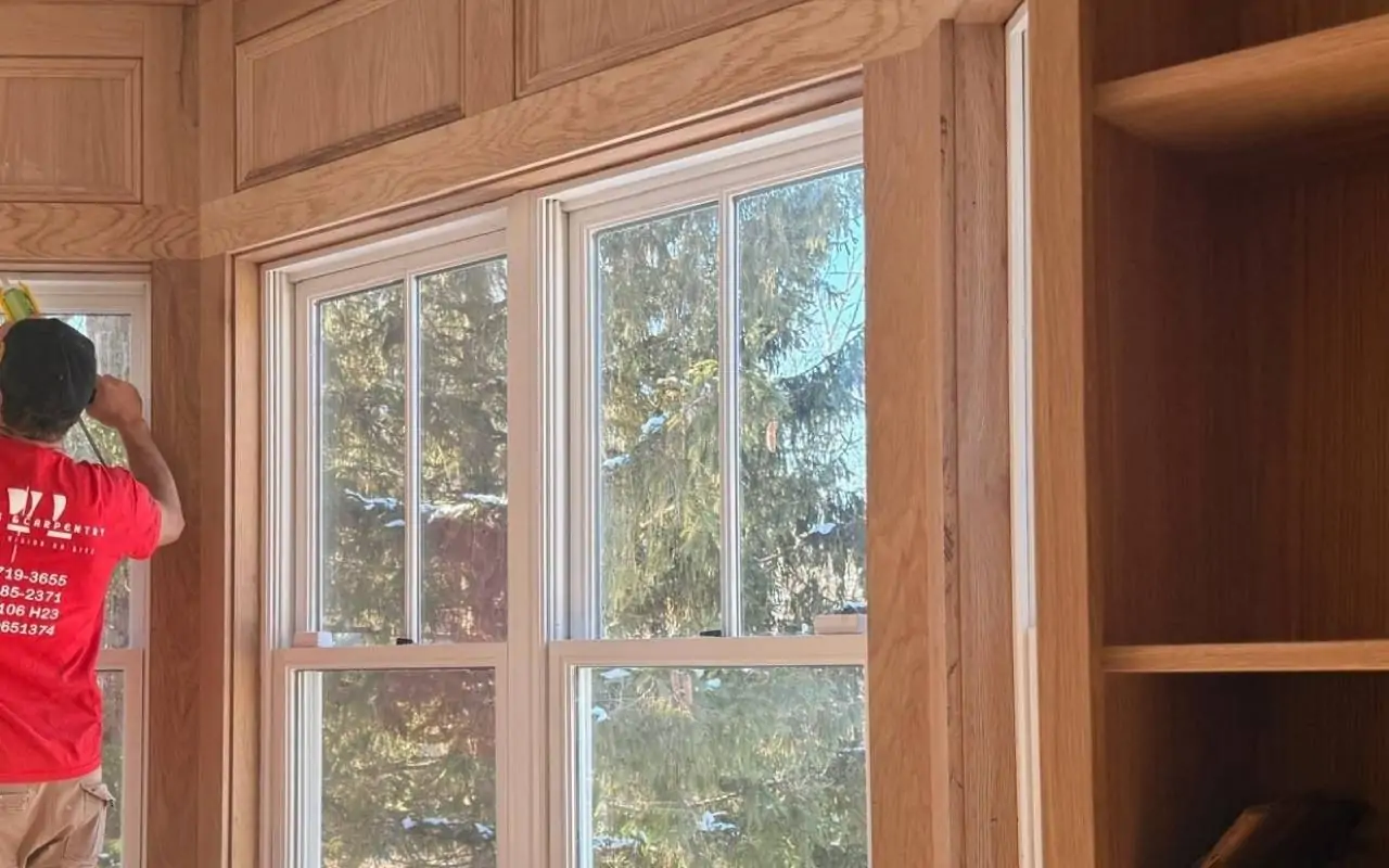 professional window cleaning service cleaning exterior home windows